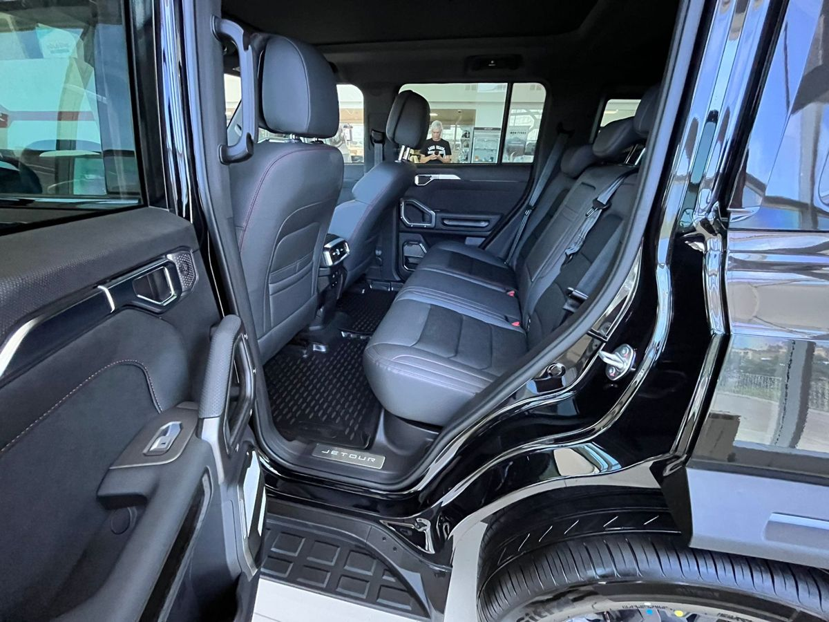 Jetour T2 I, Черный, 3750000 рублей, вид 16