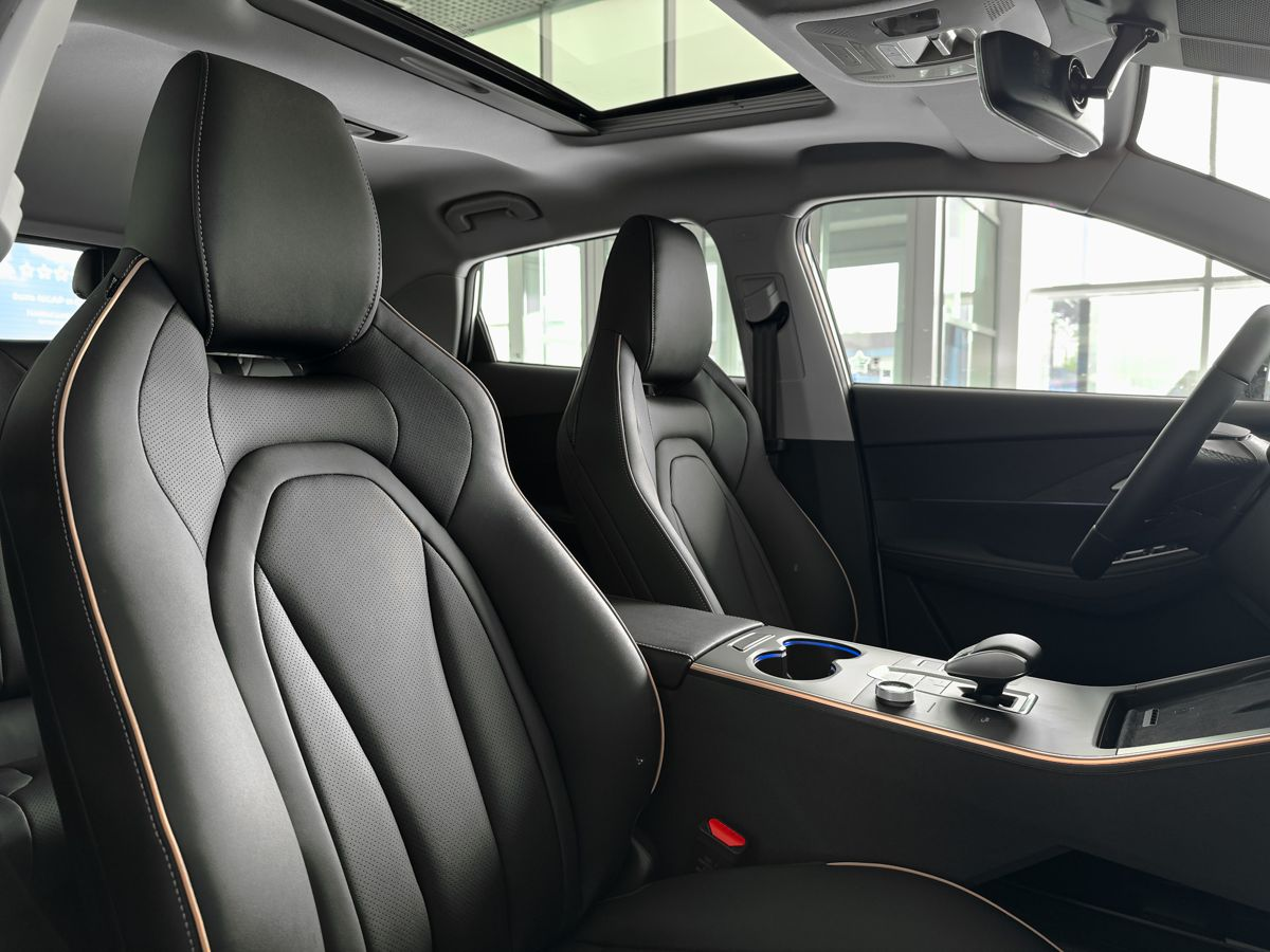 OMODA C5 I Рестайлинг, Белый, 2300000 рублей, вид 12