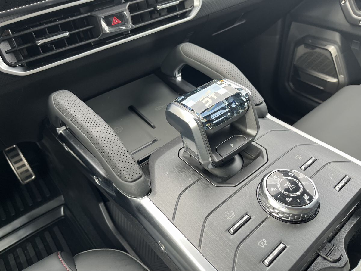 Jetour T2 I, Серый, 4220000 рублей, вид 13