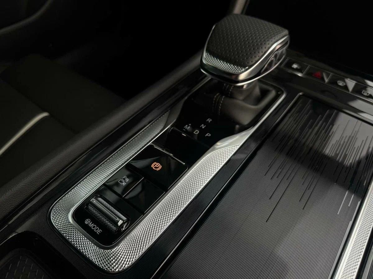 Hongqi H6 I, Черный / Dark Night, 4560000 рублей, вид 5