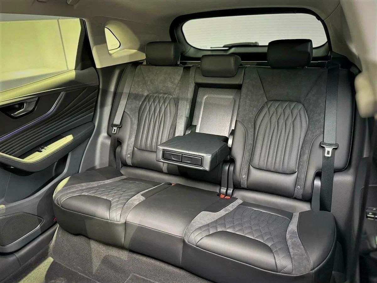 Hongqi HS5 I Рестайлинг, Серый / Quantum Silver Gray, 4630000 рублей, вид 6