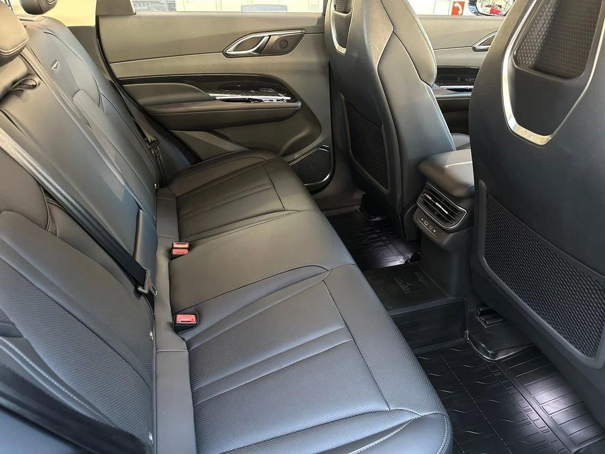 Hongqi HS3 I, Серый с черной крышей / Grey + Black roof, 3593700 рублей, вид 8