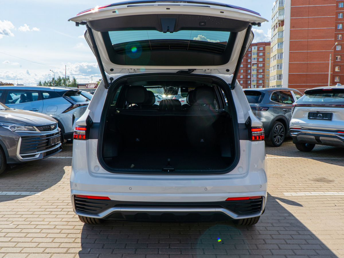 Geely Monjaro I, Oyster White / Белый металлик, 3620990 рублей, вид 8