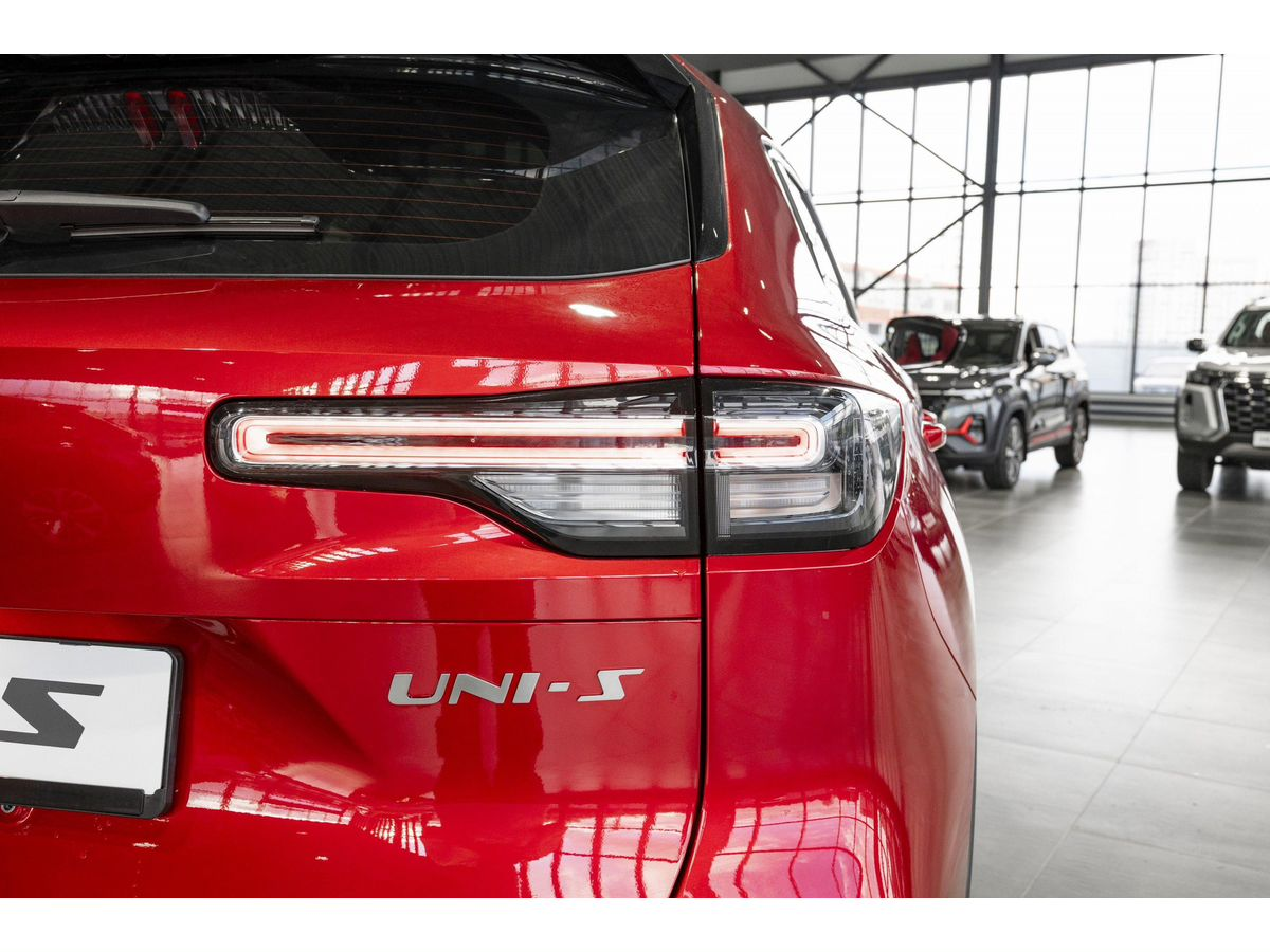 Changan UNI-S I, Искрящийся красный, 2499900 рублей, вид 14