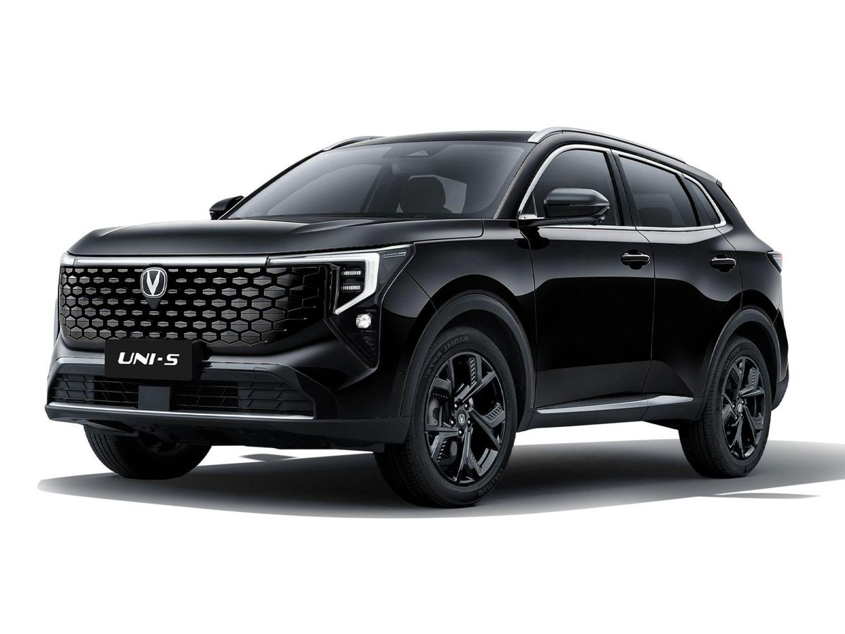 Changan UNI-S I Рестайлинг, Глубокий черный, 2799900 рублей, вид 2