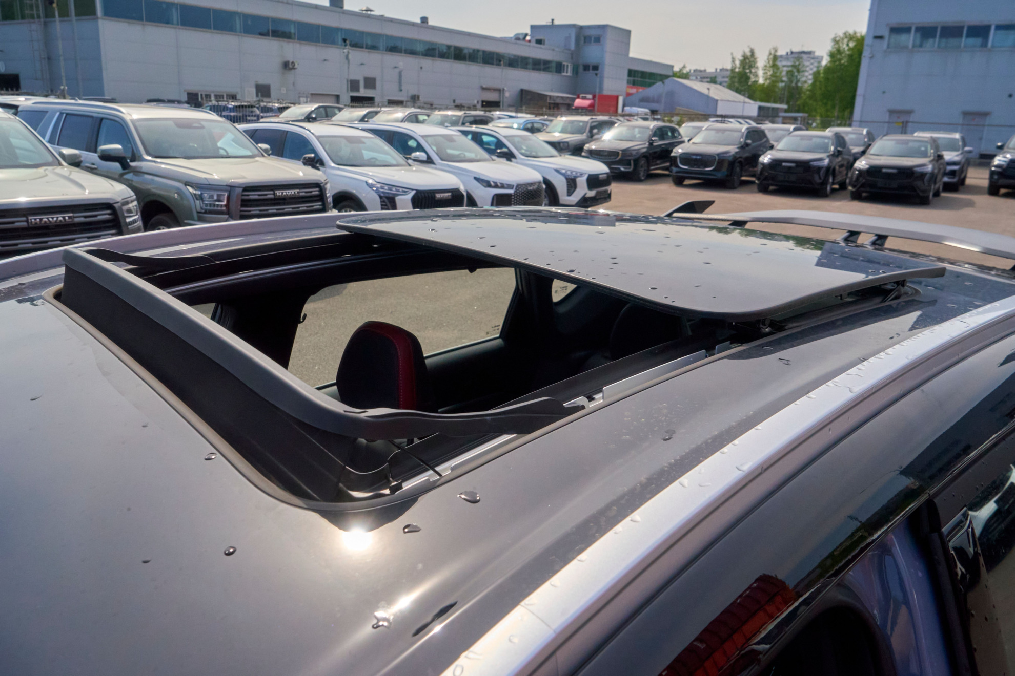 Geely Coolray I Рестайлинг 2, Unicorn Grey / Лиловый перламутр, 2519990 рублей, вид 15
