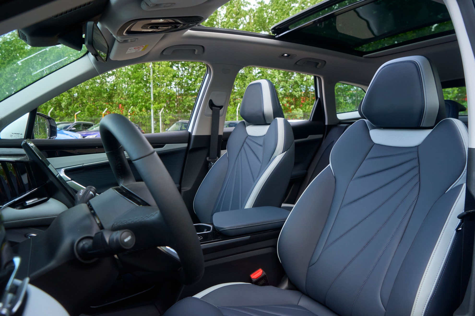 Geely Atlas II, Orion Silver / Серебристый металлик, 2658990 рублей, вид 16