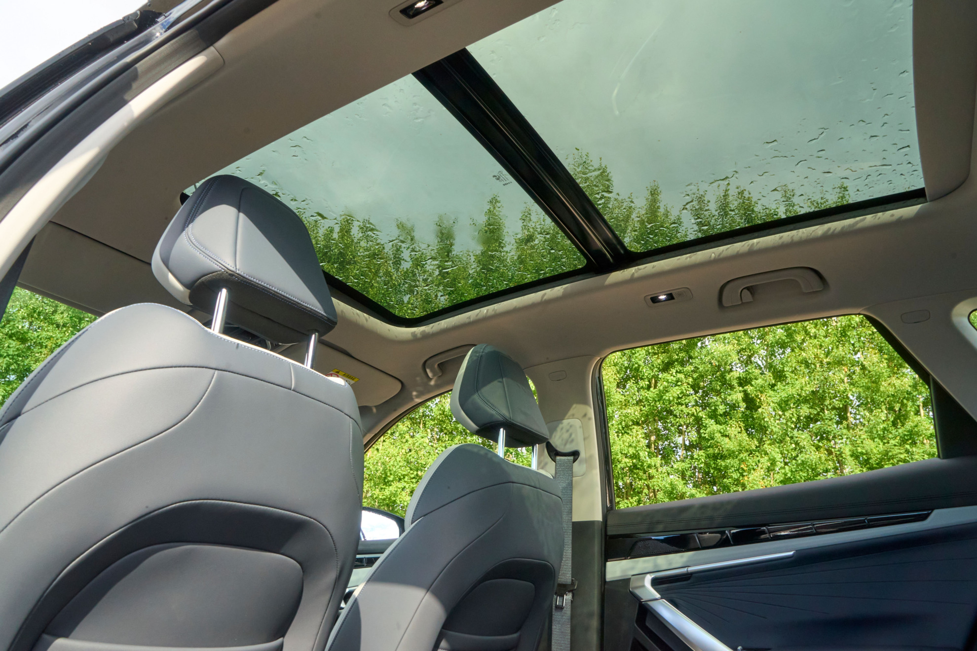 Geely Atlas II, Unbounded Black / Черный металлик, 2658990 рублей, вид 17