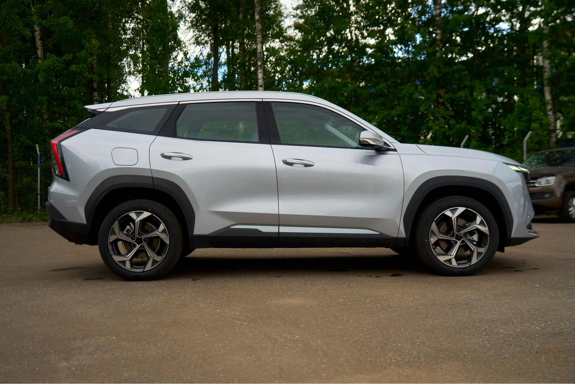 Geely Atlas II, Orion Silver / Серебристый металлик, 2658990 рублей, вид 12