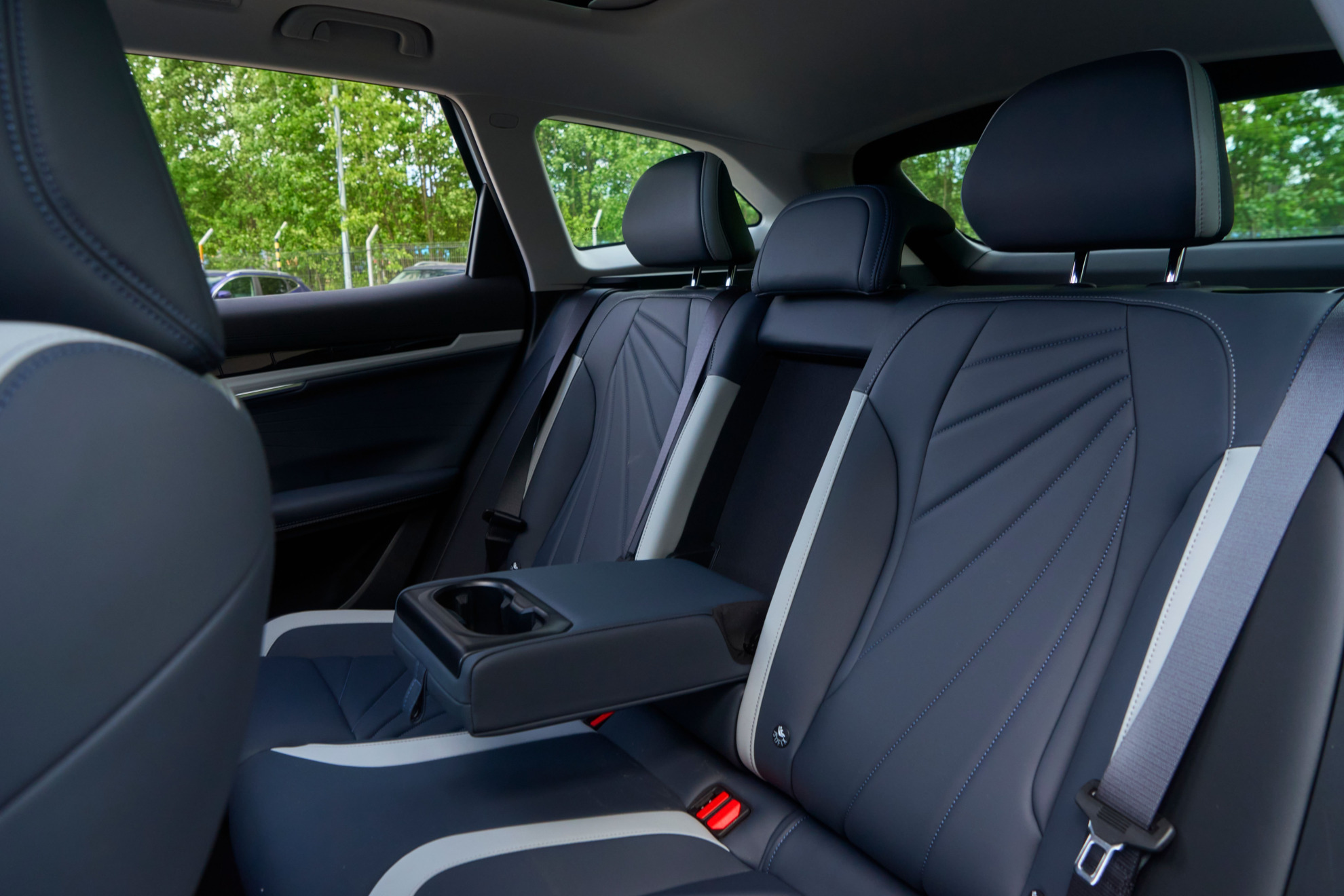 Geely Atlas II, Orion Silver / Серебристый металлик, 2658990 рублей, вид 18