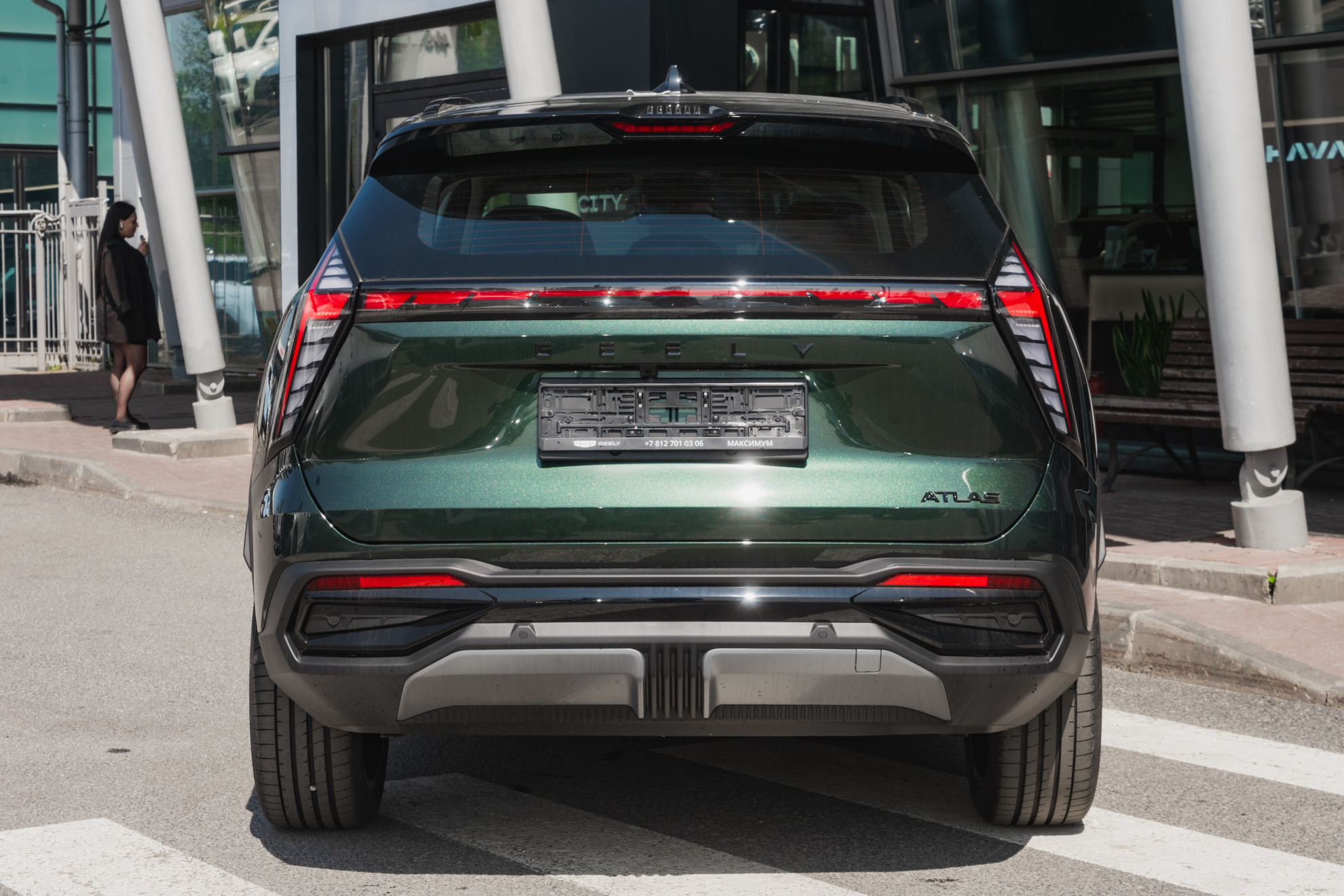 Geely Atlas II, Racing Green / Зеленый металлик, 2658990 рублей, вид 10