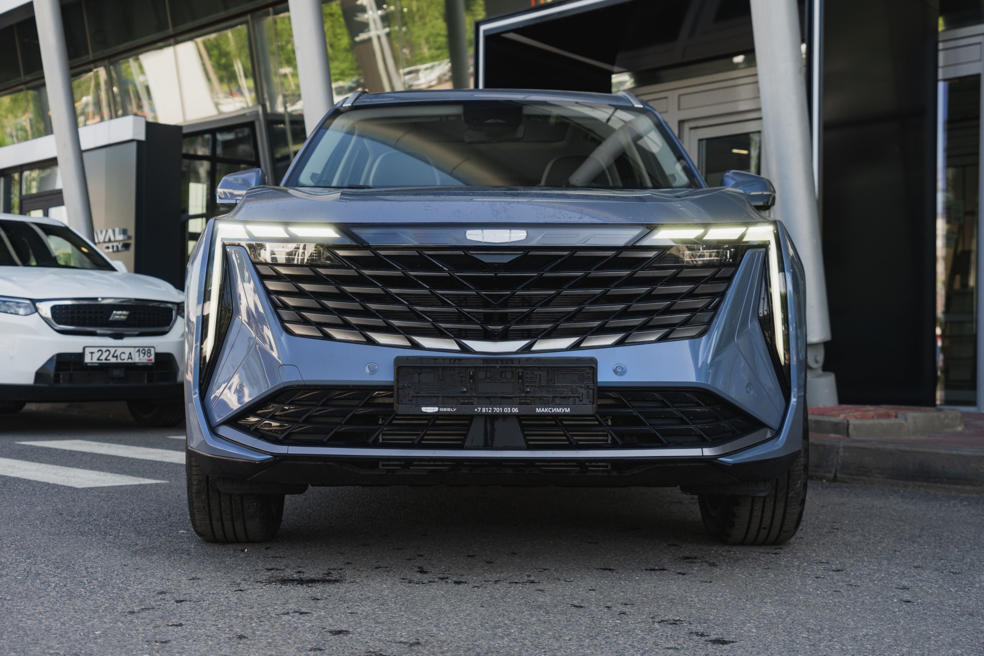 Geely Atlas II, Orion Silver / Серебристый металлик, 3649000 рублей, вид 3