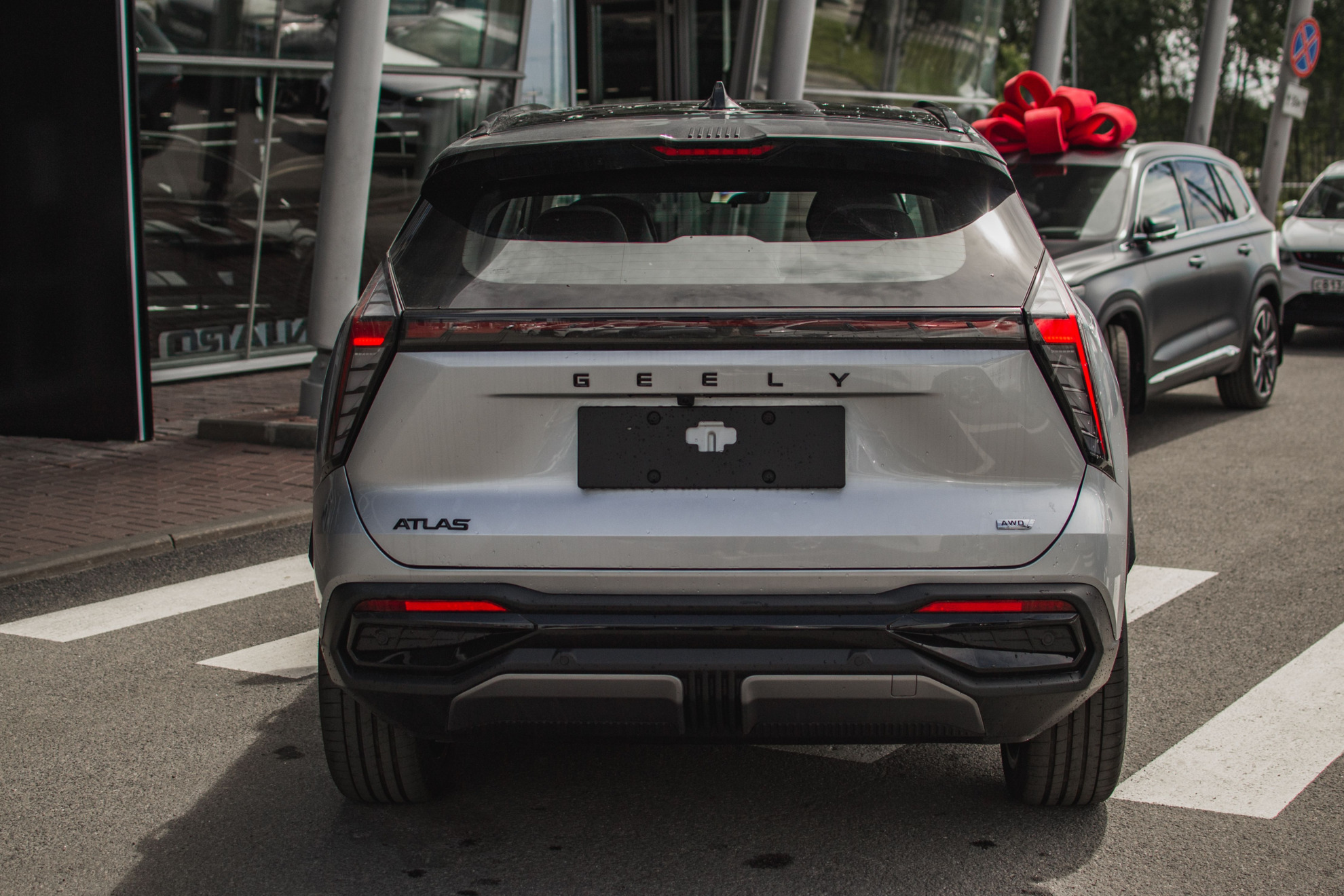 Geely Atlas II, Orion Silver / Серебристый металлик, 2999990 рублей, вид 8