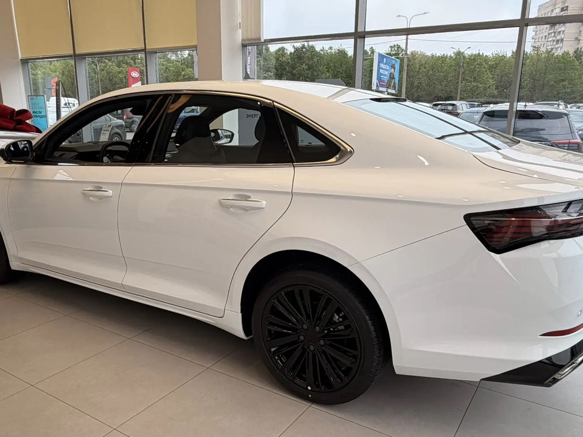 Geely Preface I, Crystal White / Белый, 2479990 рублей, вид 5