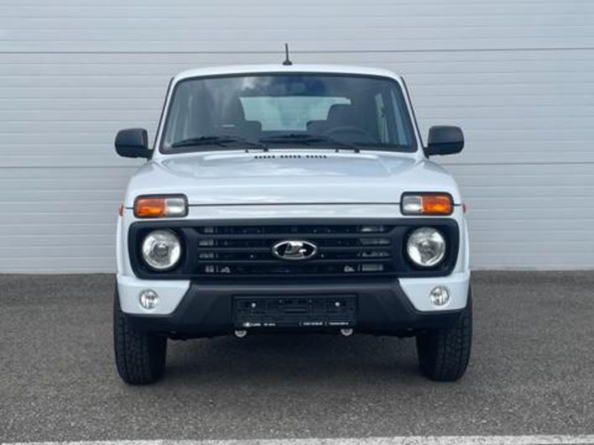 LADA Niva Legend I, Белый "Ледниковый", 908000 рублей, вид 3