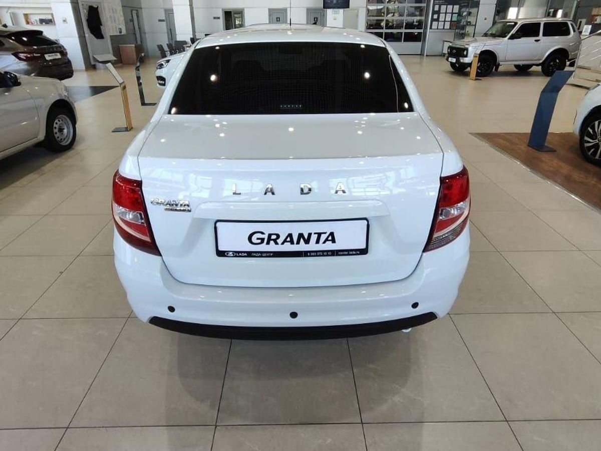 LADA Granta седан I Рестайлинг, Белый "Ледниковый", 951680 рублей, вид 6
