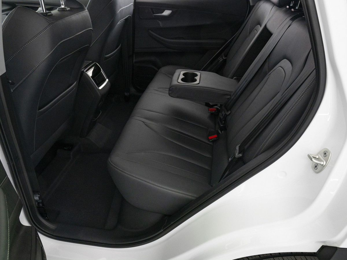 Chery Tiggo 4 I Рестайлинг 2, Искрящийся белый, 1818610 рублей, вид 8