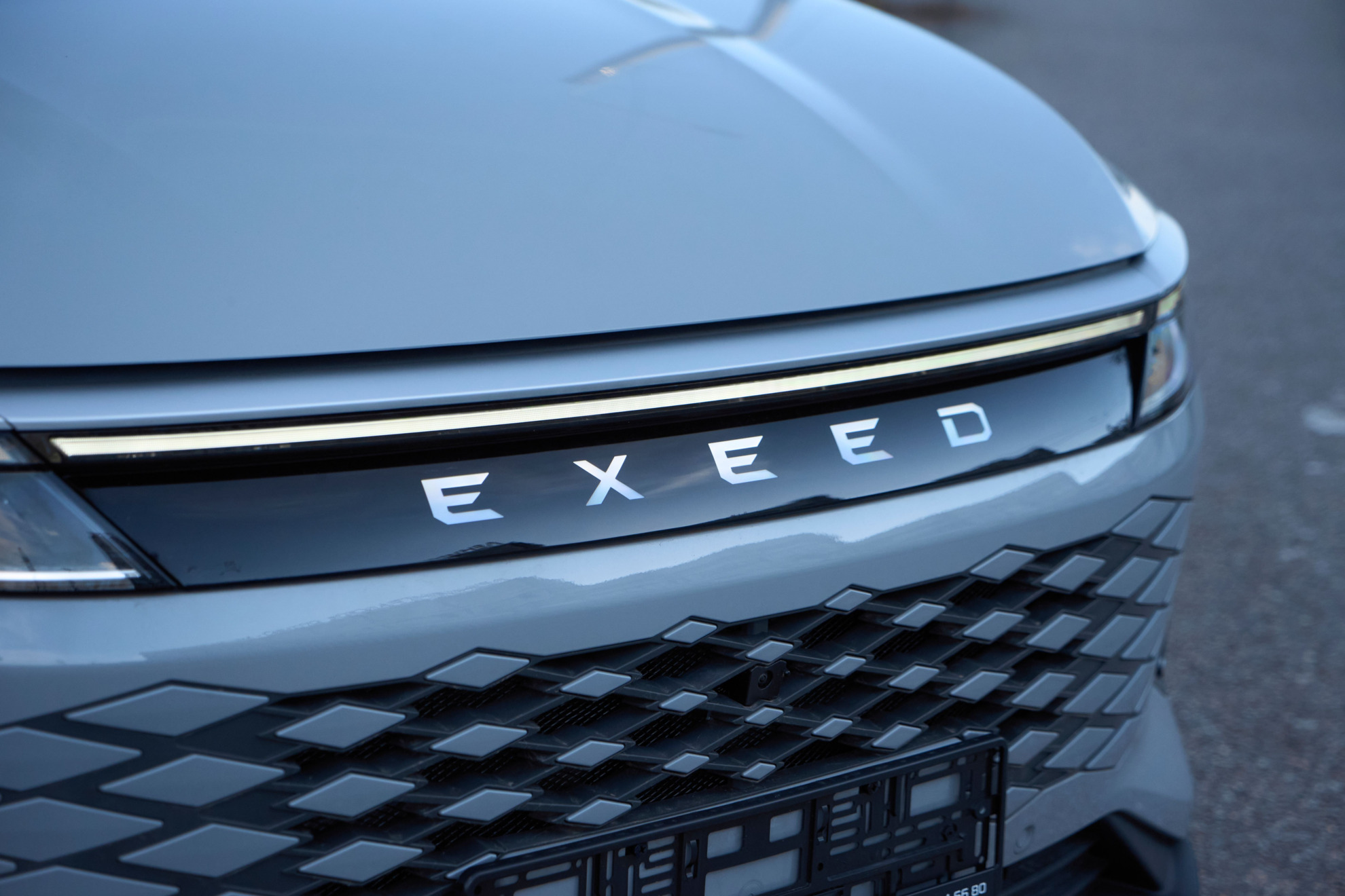 EXEED RX I, Галактический серый с черной крышей, 3720000 рублей, вид 15