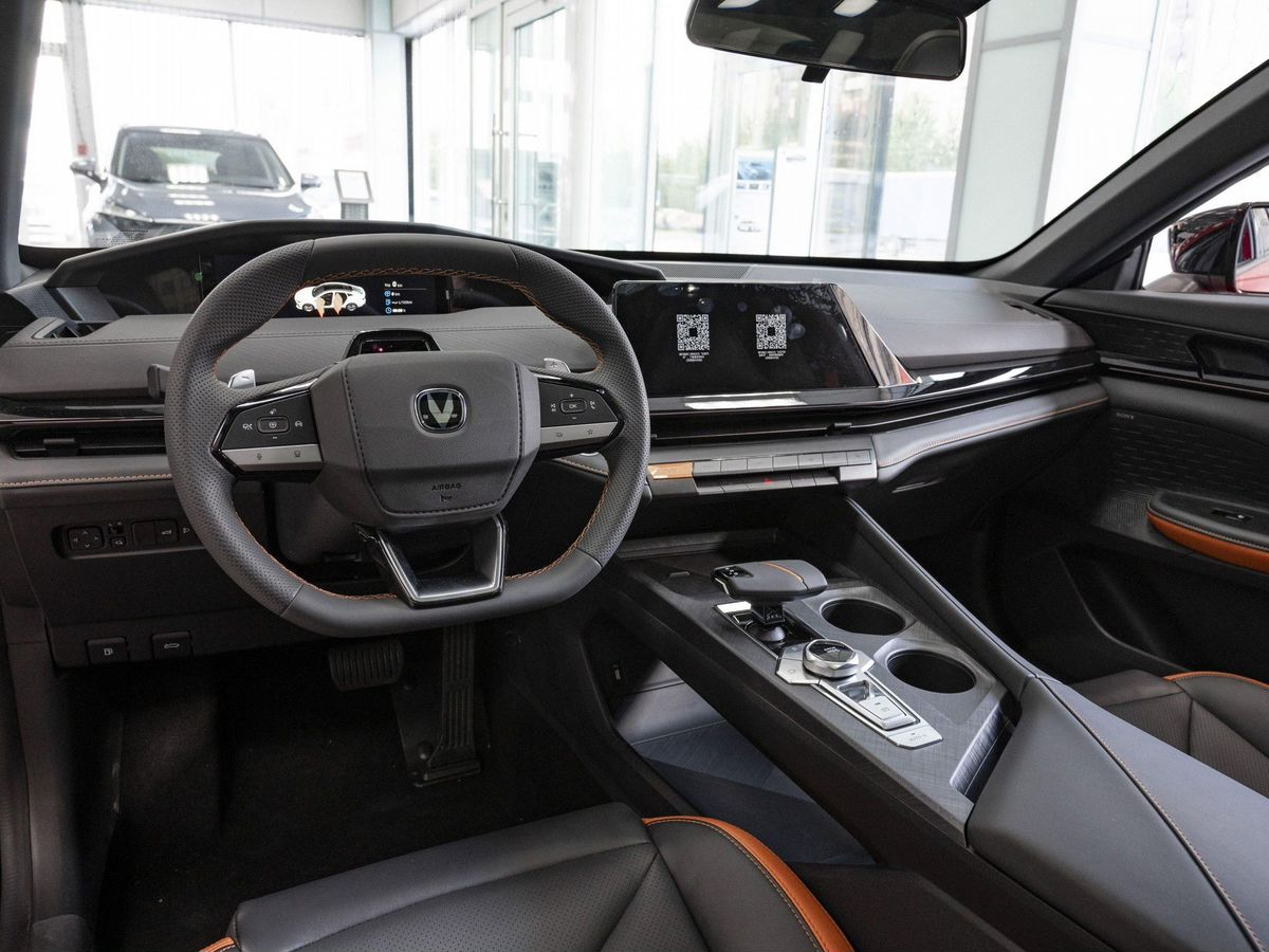 Changan UNI-V I, Ослепительный красный, 2494726 рублей, вид 9