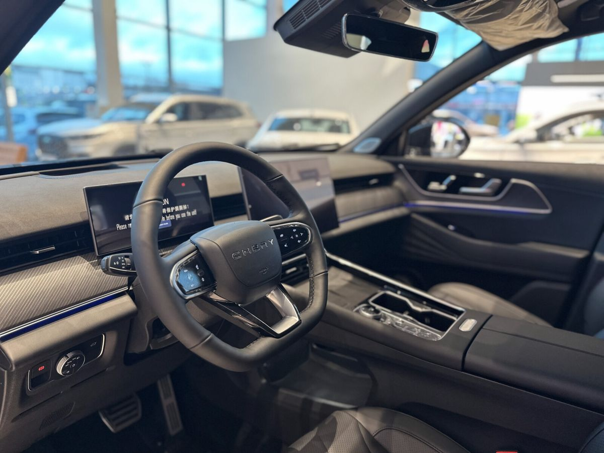 Chery Tiggo 9 I, Глубокий черный, 3468990 рублей, вид 9