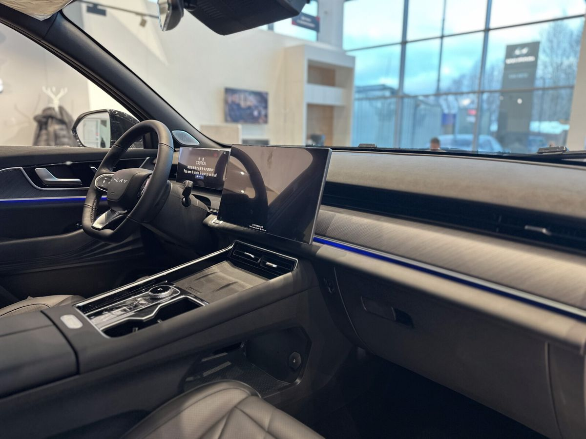 Chery Tiggo 9 I, Глубокий черный, 3468990 рублей, вид 10