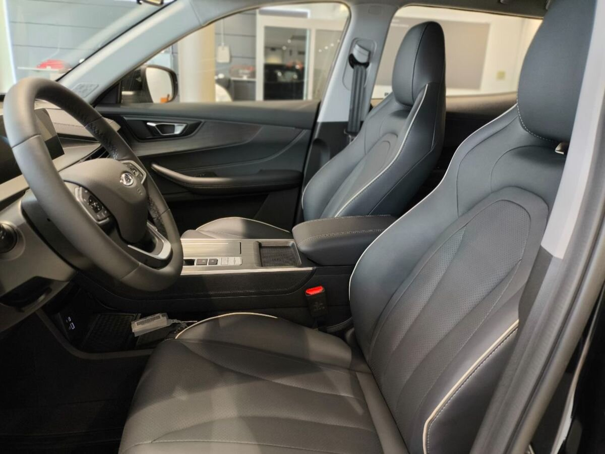 Chery Tiggo 4 I Рестайлинг 2, Глубокий черный, 1795990 рублей, вид 11