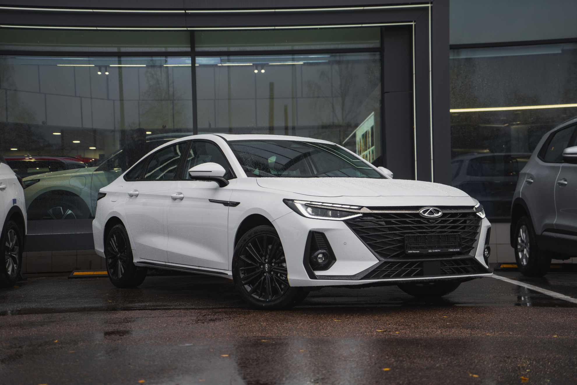 Chery Arrizo 8 I, Искрящийся белый, 2635000 рублей, вид 3