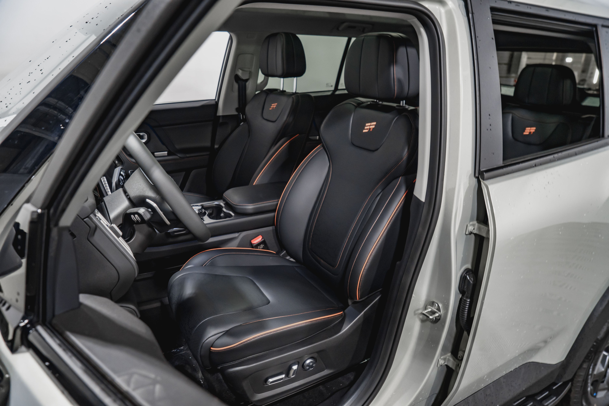 Jetour T1 I, Золотой, 3250000 рублей, вид 14