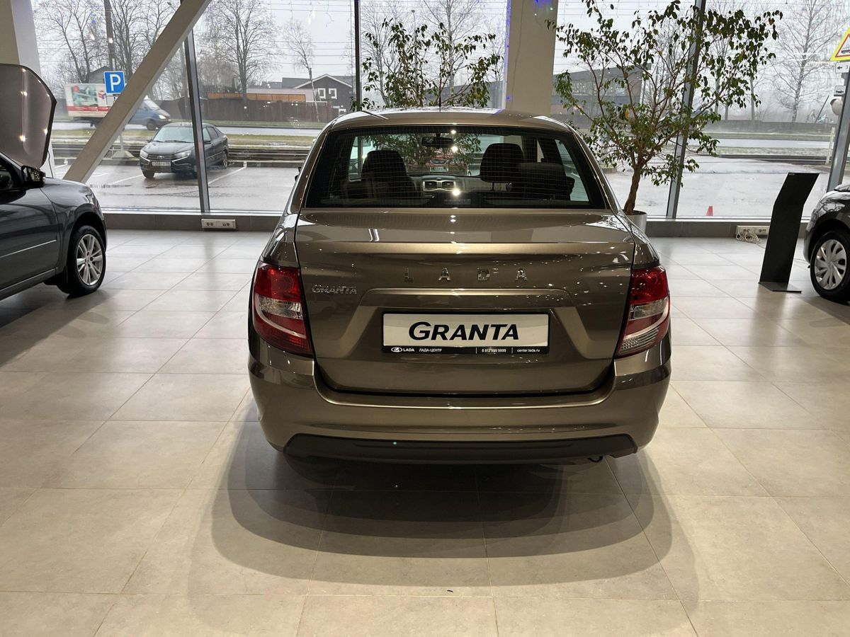 LADA Granta седан I Рестайлинг, Золотисто-коричневый "Кориандр" металлик, 817832 рублей, вид 5