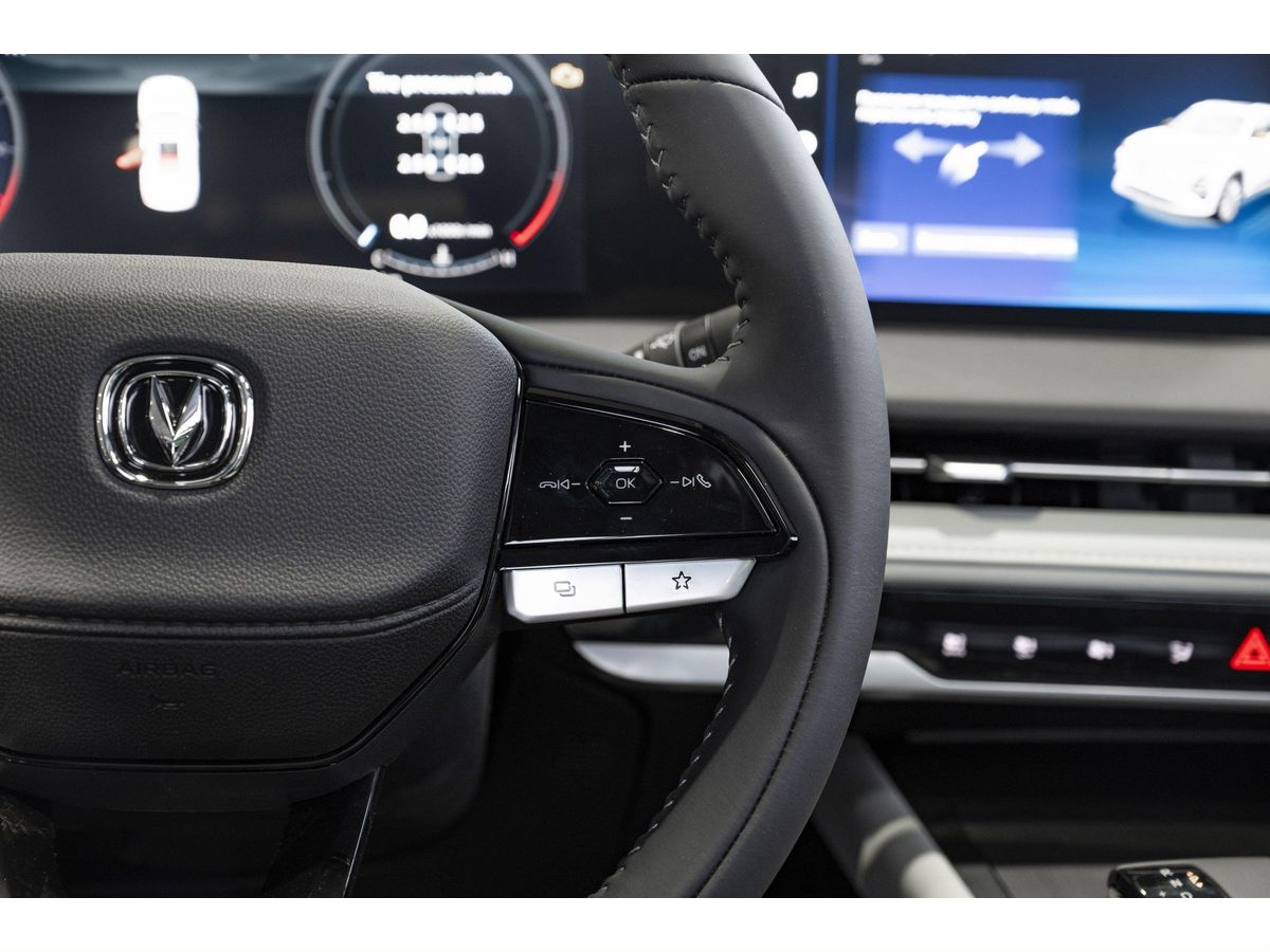 Changan CS75 Plus III, Глубокий черный, 4009900 рублей, вид 13