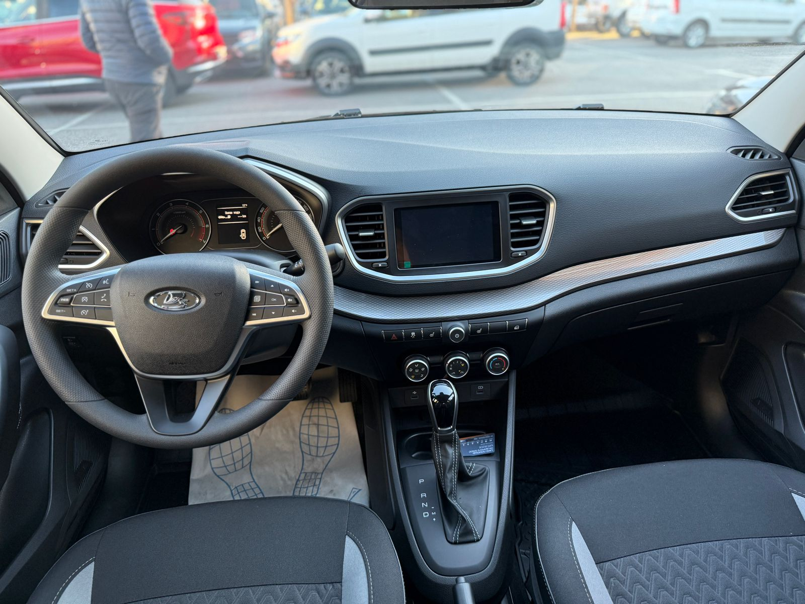 LADA Vesta I Рестайлинг (NG), Серебристо-темно-серый "Борнео" металлик, 1424500 рублей, вид 8