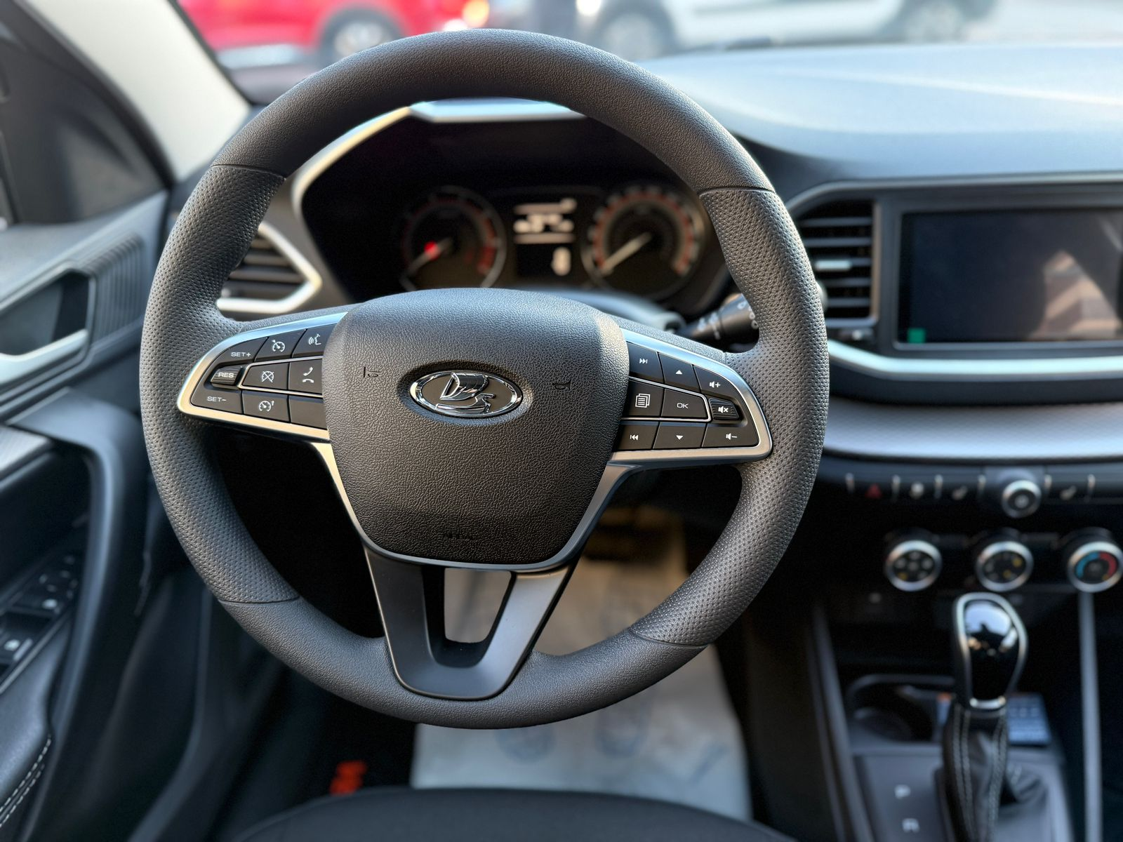 LADA Vesta I Рестайлинг (NG), Серебристо-темно-серый "Борнео" металлик, 1424500 рублей, вид 9