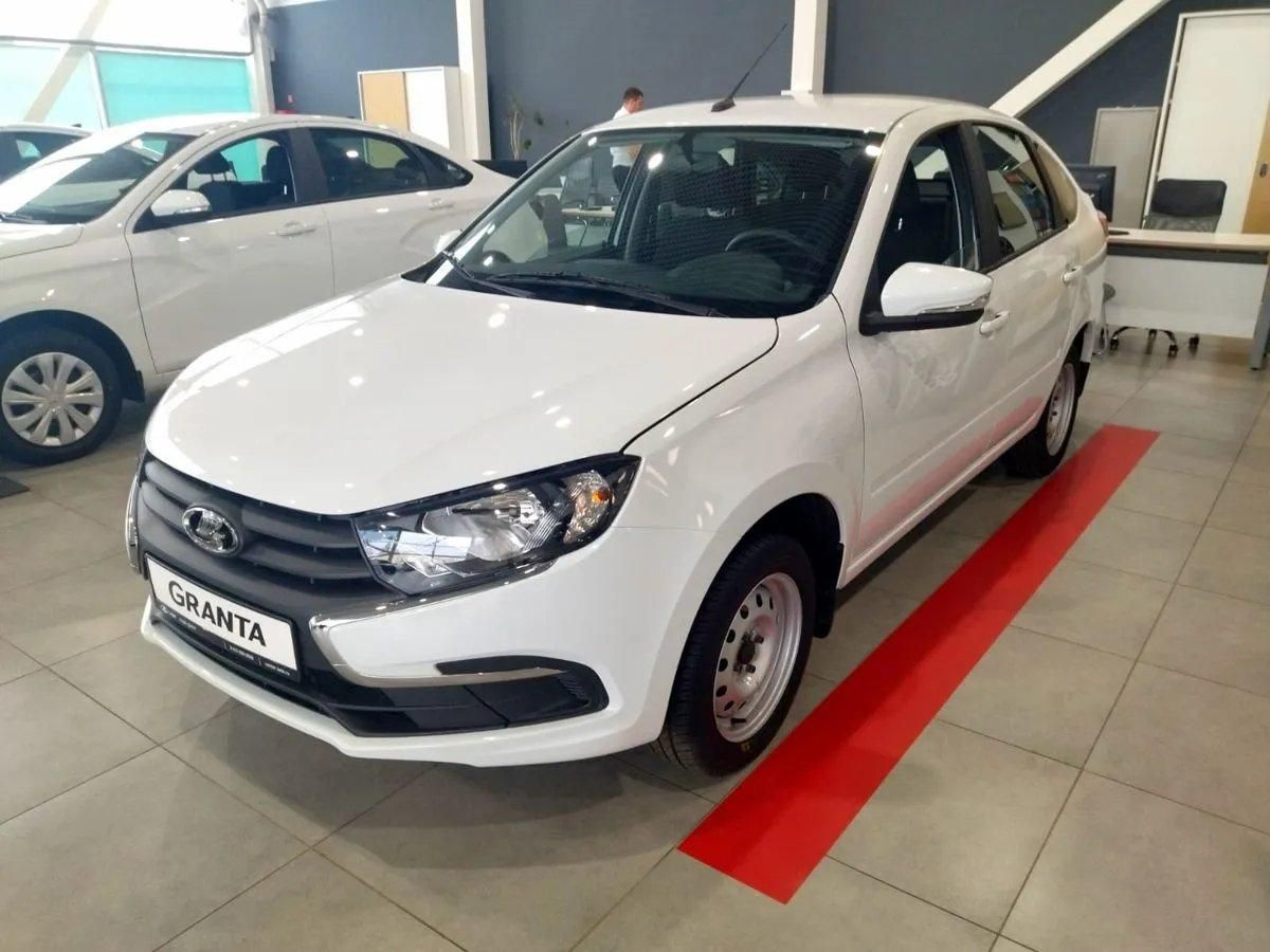 LADA Granta лифтбек I Рестайлинг, Белый "Ледниковый", 825752 рублей, вид 2