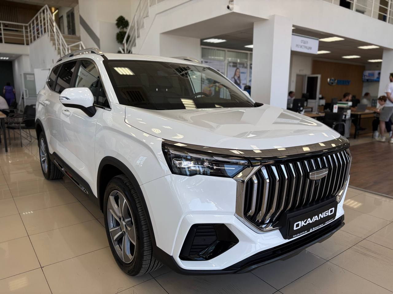 Geely Okavango I Рестайлинг, Crystal White / Белый, 3525990 рублей, вид 4