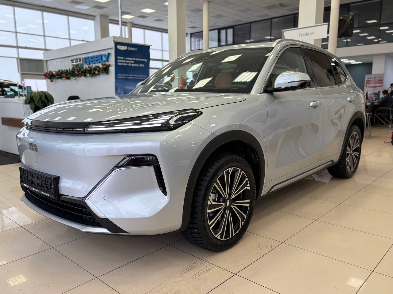 Geely EX5 EM-i I, Pearl Silver / Серебристый металлик, 3814990 рублей, вид 2