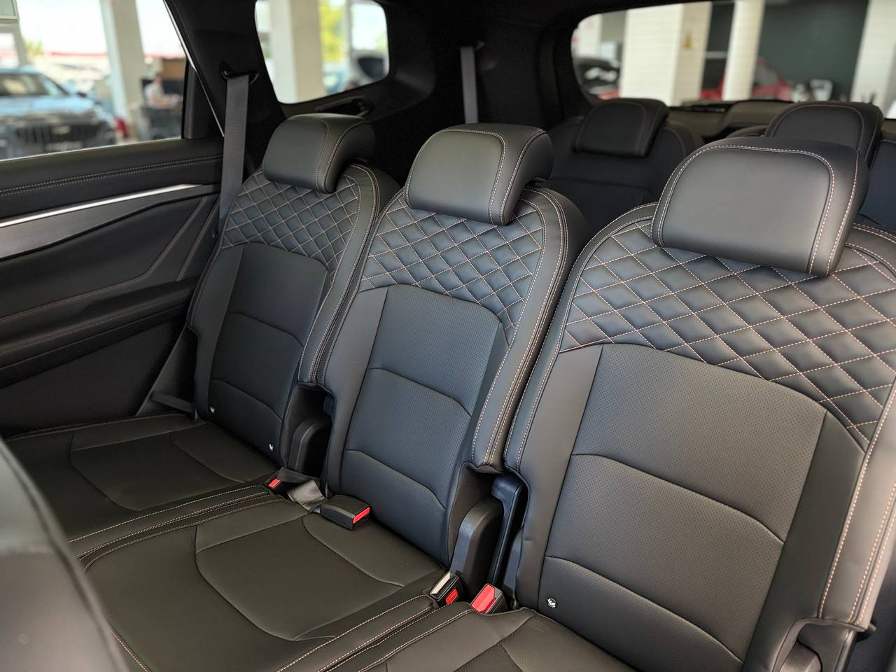 Geely Okavango I Рестайлинг, Crystal White / Белый, 3525990 рублей, вид 11