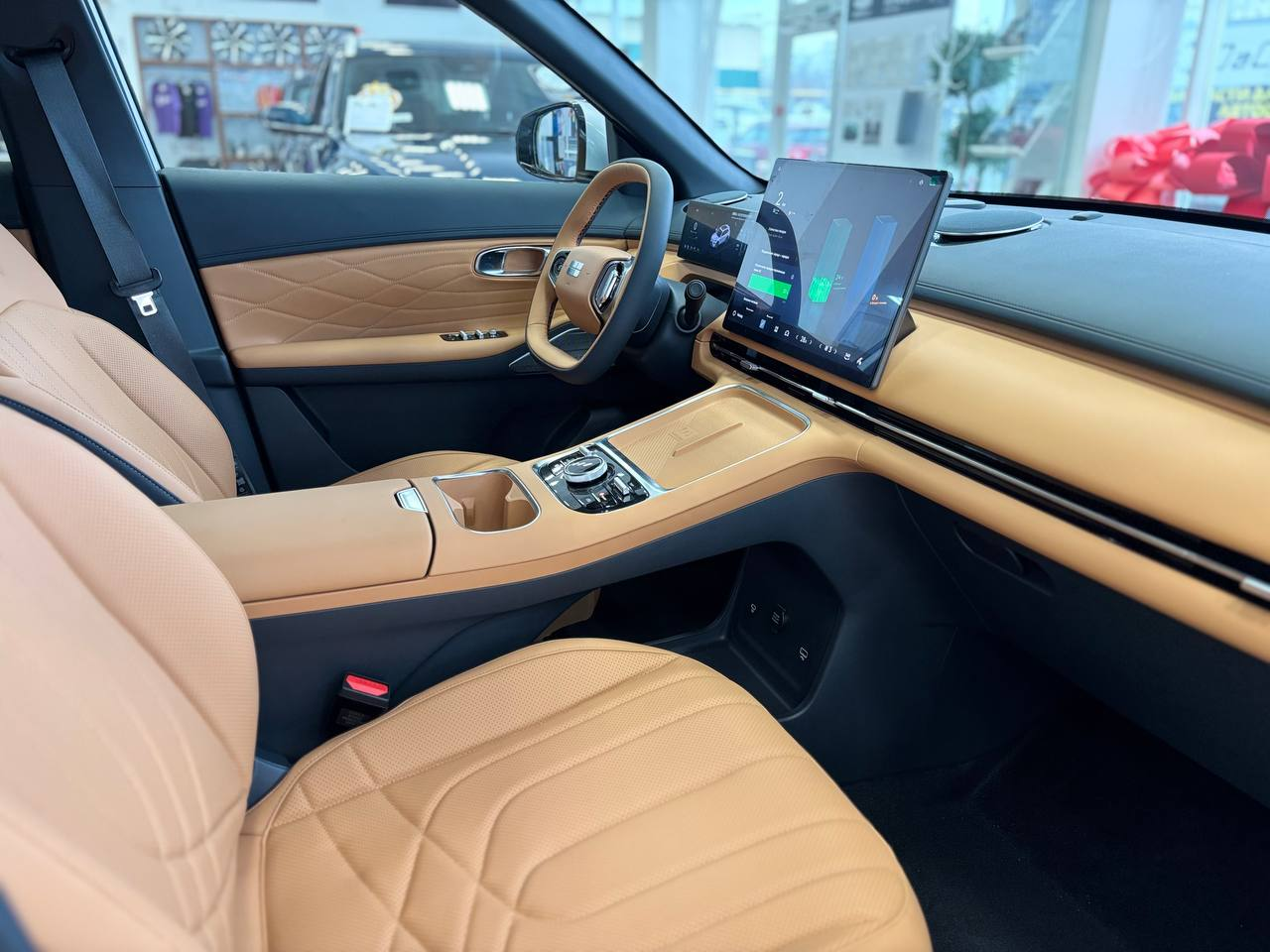 Geely EX5 EM-i I, Pearl Silver / Серебристый металлик, 3814990 рублей, вид 13