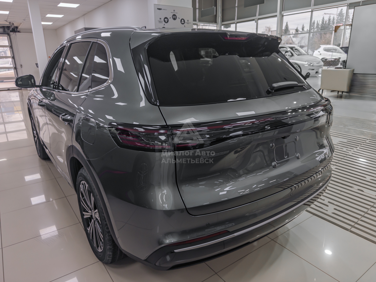 Geely EX5 EM-i I, Twilight Grey / Серый металлик, 3814990 рублей, вид 3