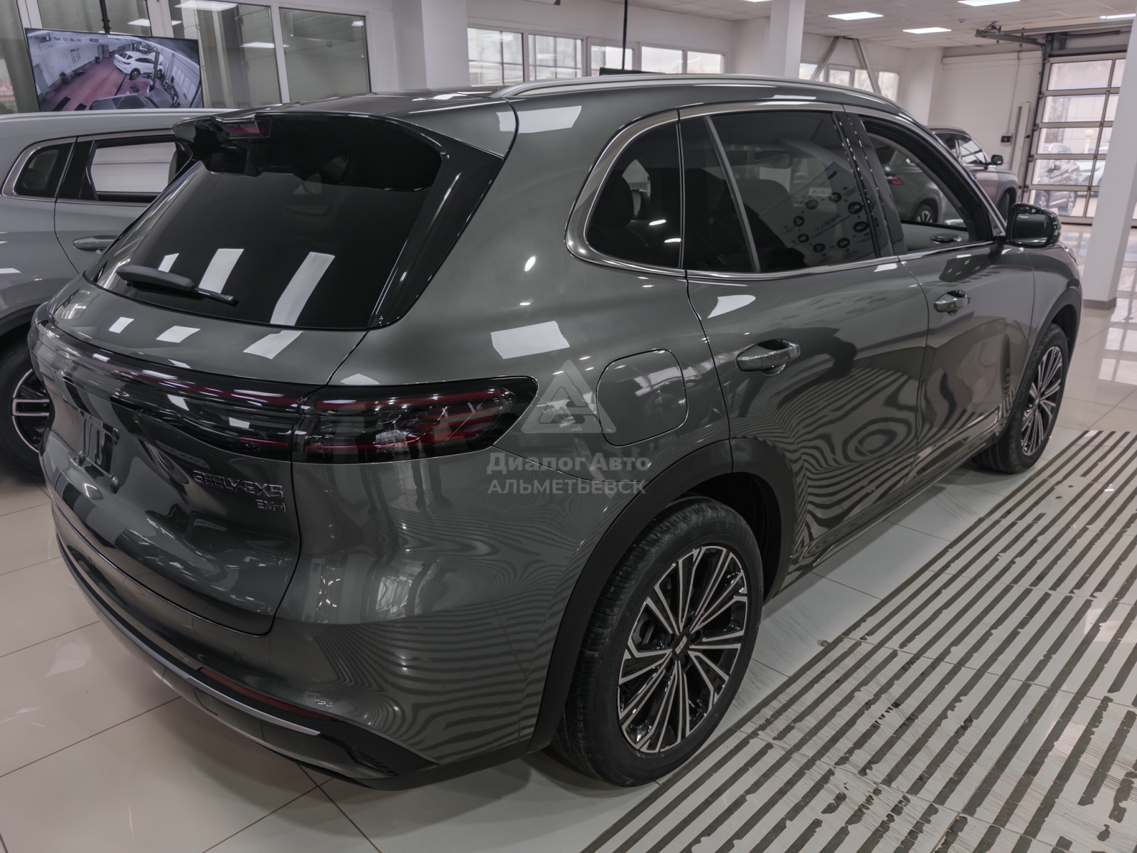 Geely EX5 EM-i I, Twilight Grey / Серый металлик, 3814990 рублей, вид 5