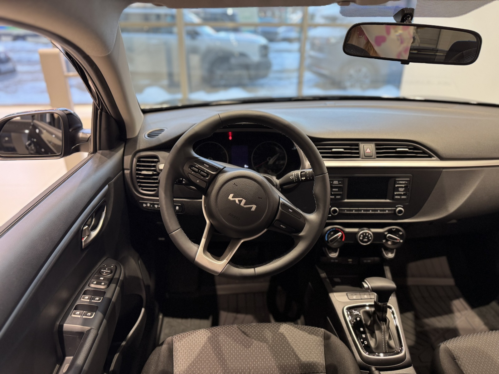 Solaris KRX I, Phantom Black, 2224000 рублей, вид 14