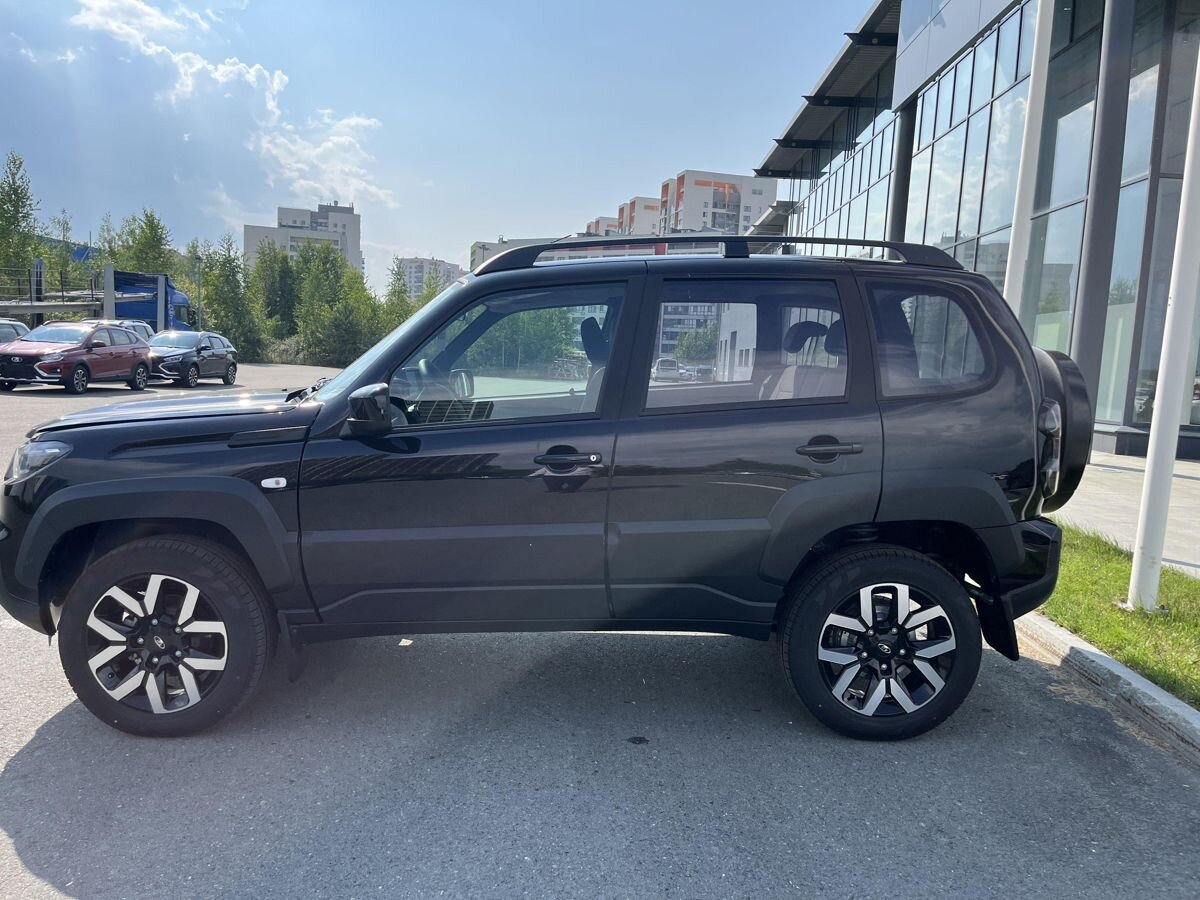 LADA Niva Travel I Рестайлинг, Черный "Пантера", 1416688 рублей, вид 7