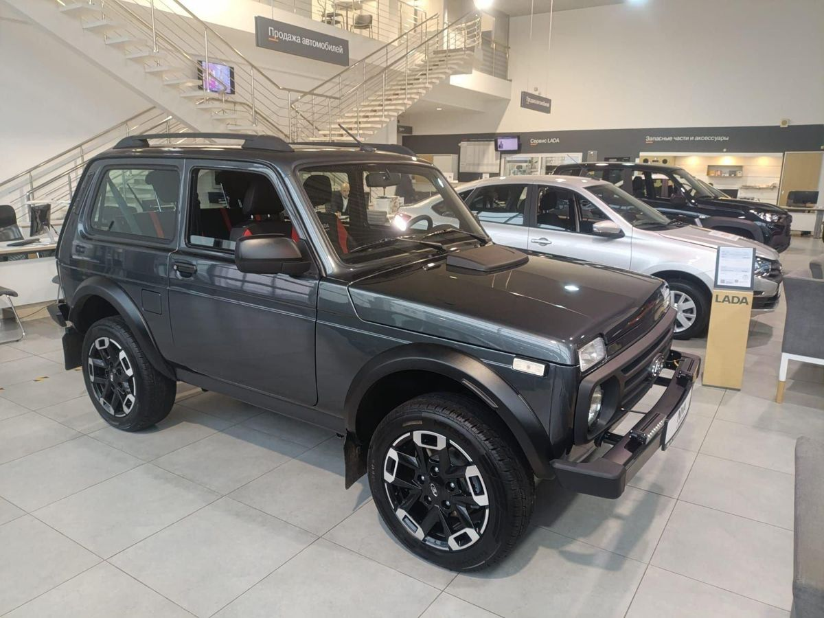 LADA Niva Legend Sport I, Серебристо-темно-серый "Борнео" металлик, 1343424 рублей, вид 4