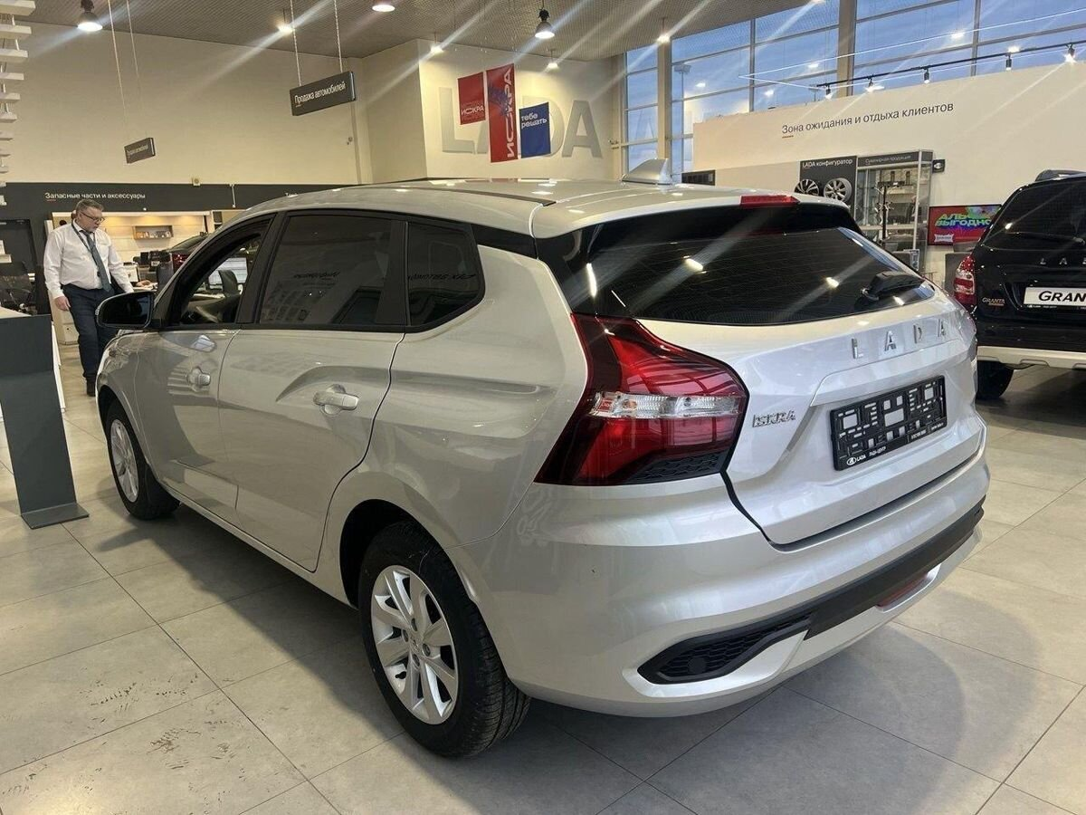 LADA Iskra SW I, Серебристый "Платина" металлик, 1255320 рублей, вид 3