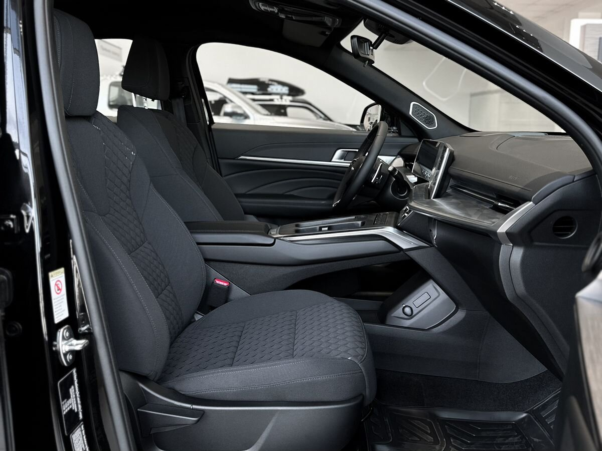 Haval Jolion I Рестайлинг, Галактический Черный, 2149000 рублей, вид 10