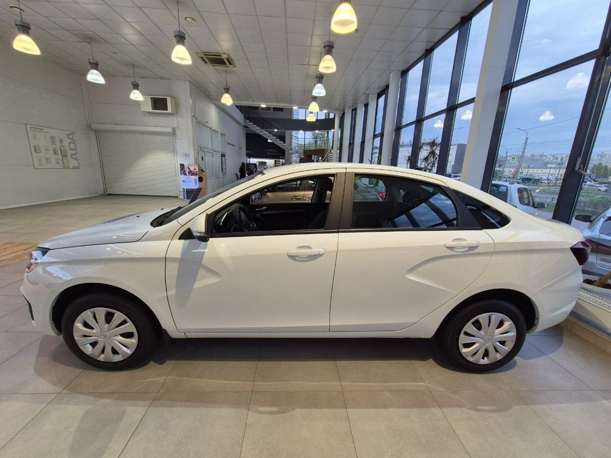 LADA Vesta I Рестайлинг (NG), Белый "Ледниковый", 1297500 рублей, вид 5