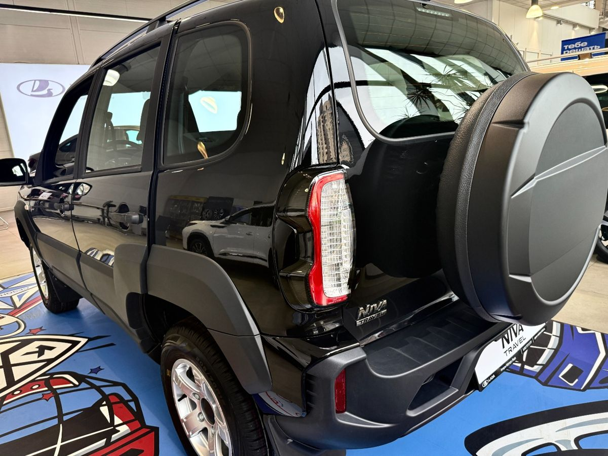 LADA Niva Travel I Рестайлинг, Черный "Пантера", 1278400 рублей, вид 17