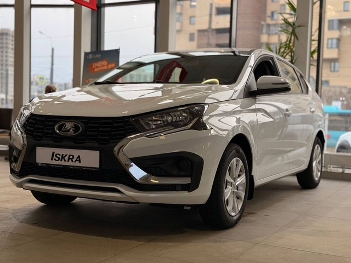 LADA Iskra I, Белый "Ледниковый", 954000 рублей, вид 2