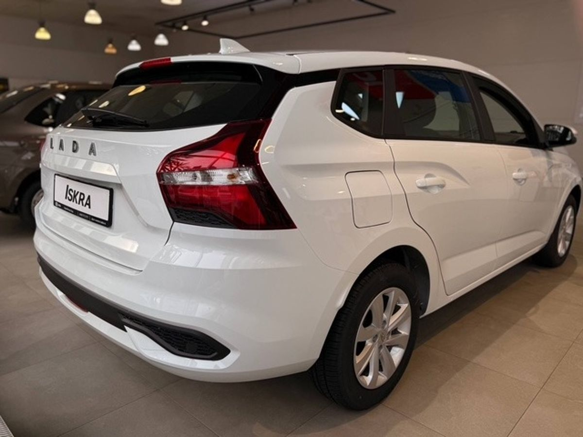LADA Iskra I, Белый "Ледниковый", 954000 рублей, вид 6
