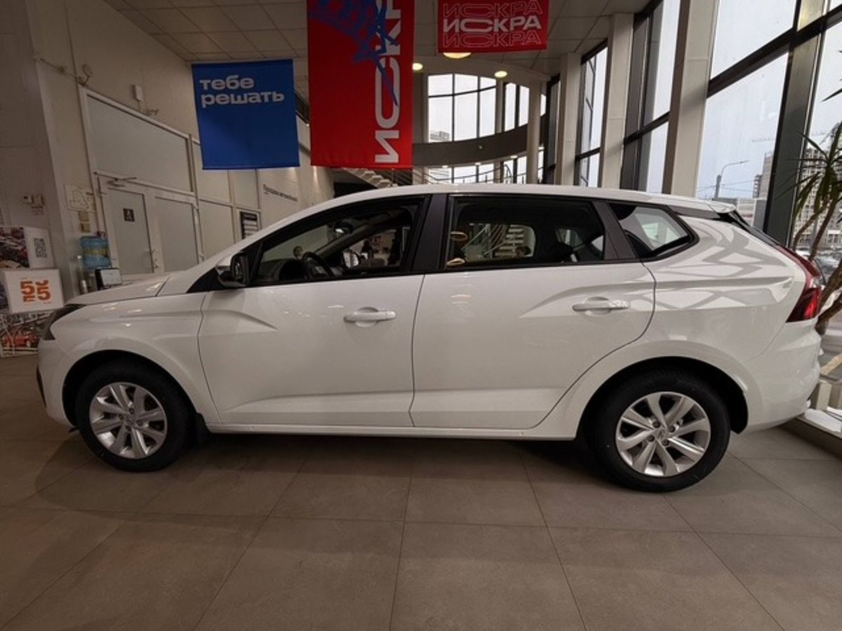 LADA Iskra I, Белый "Ледниковый", 954000 рублей, вид 9