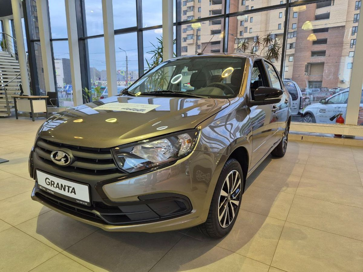 LADA Granta лифтбек I Рестайлинг, Золотисто-коричневый "Кориандр" металлик, 1007200 рублей, вид 3